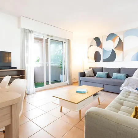 Palm 3 Bdr With Terrasse & Parking Close Beaches Сasa de vacaciones