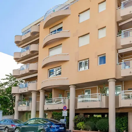Palm 3 Bdr With Terrasse & Parking Close Beaches Prázdninový dům *
